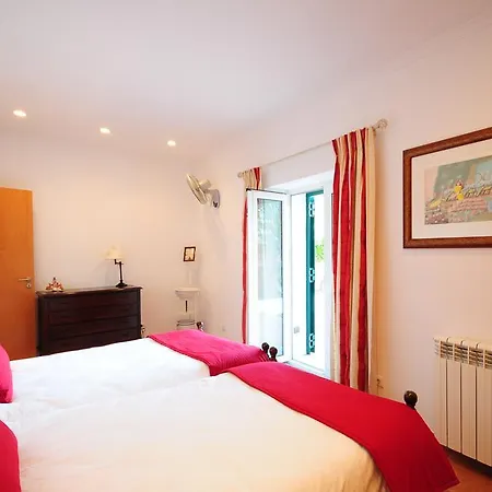 Hortas De Baixo, Luz De *